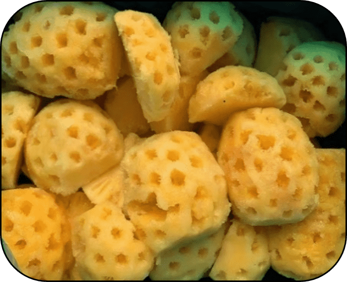 FROZEN PINEAPPLE HALF